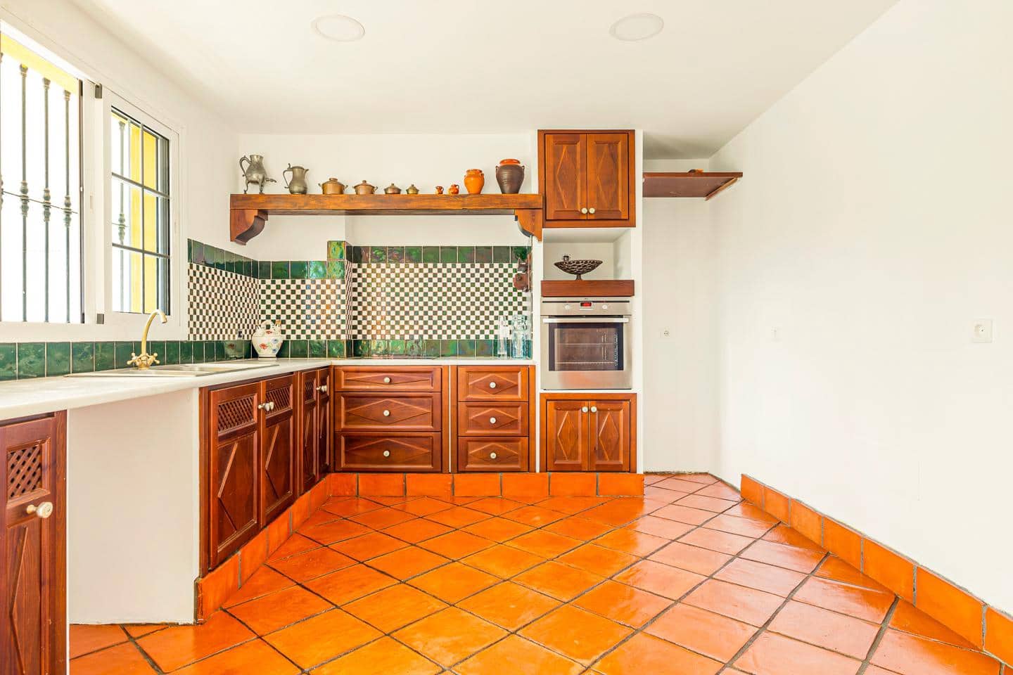 4 quarto Moradia para venda em Marbella com piscina garagem - 949 000 € (Ref: 9447349)