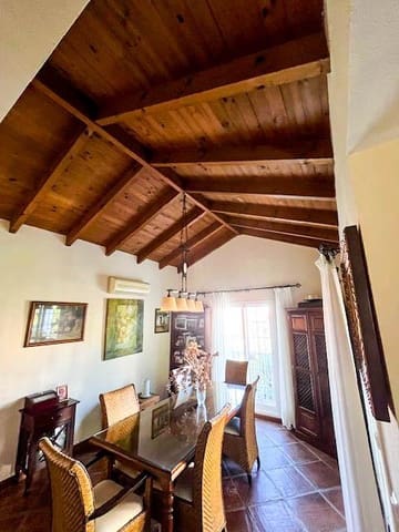 4 sovrum Villa till salu i Bello Horizonte - Lindasol, Marbella med pool garage - 1 200 000 € (Ref: 9453454)