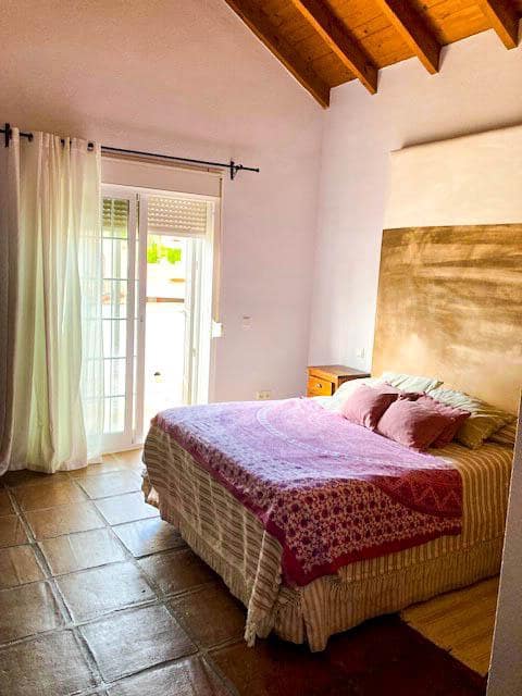 4 Zimmer Villa zu verkaufen in Marbella mit Pool Garage - 1.200.000 € (Ref: 9453454)