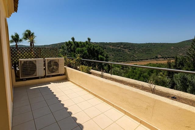 3 Zimmer Wohnung zu verkaufen in Sotogrande Alto, San Roque mit Pool Garage - 450.000 € (Ref: 9464942)