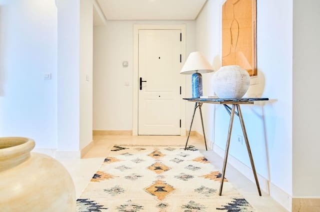 2 sypialnia Mieszkanie na sprzedaż w Los Naranjos, Marbella z basenem garażem - 497 500 € (Ref: 9467754)