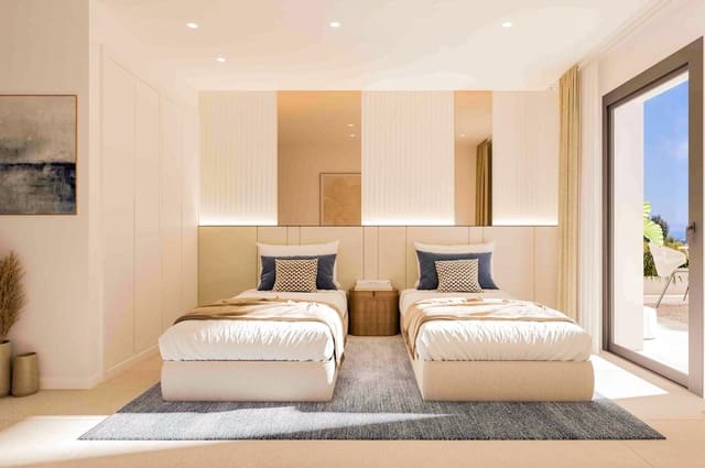 Piso de 2 habitaciones en Estepona Golf, Estepona en venta con piscina garaje - 340.000 € (Ref: 9471315)