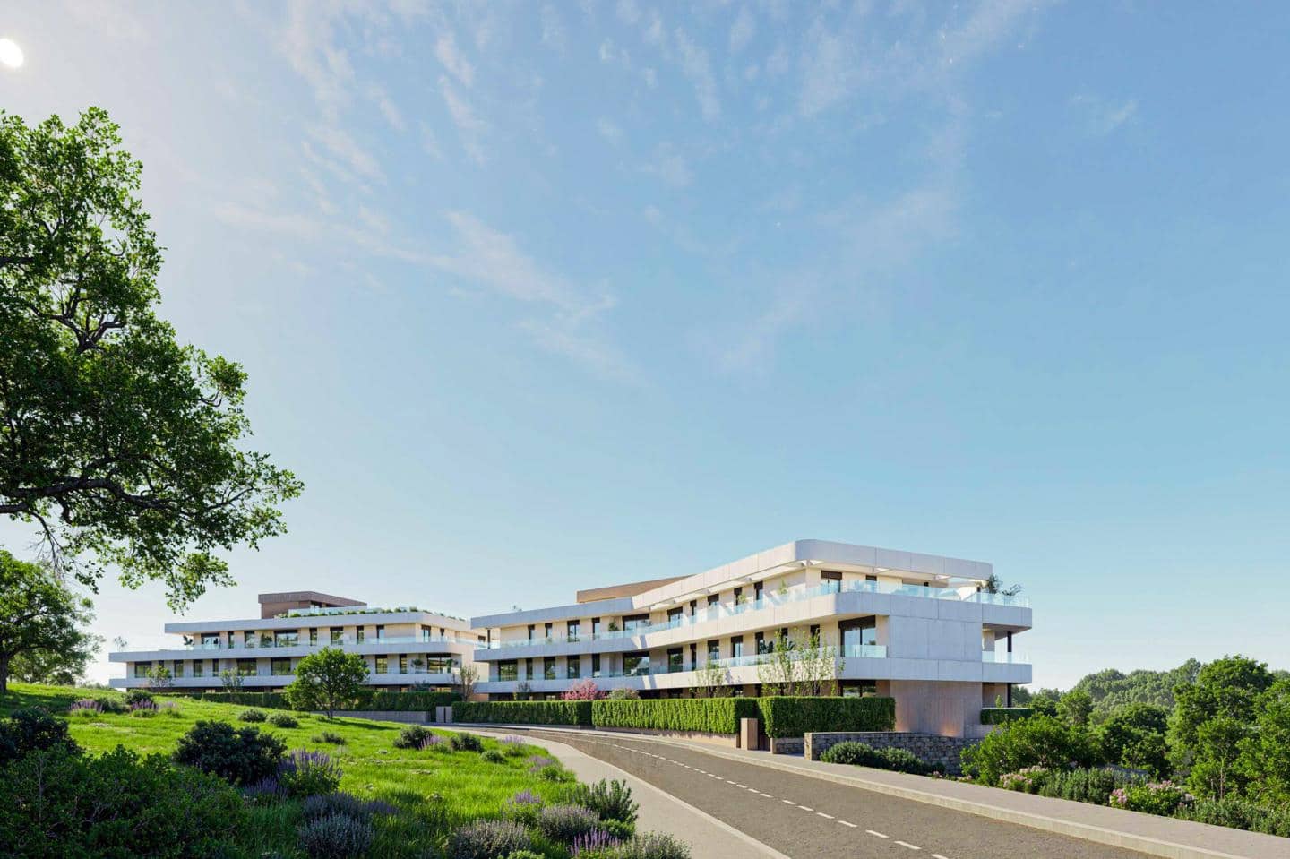 Piso de 2 habitaciones en Estepona en venta con piscina garaje - 340.000 € (Ref: 9471315)