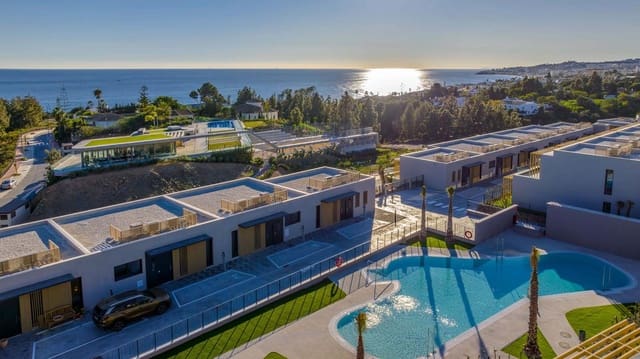4 soveværelse Villa til salg i El Faro de Calaburra - Chaparral, Mijas med swimmingpool garage - € 766.000 (Ref: 9475692)