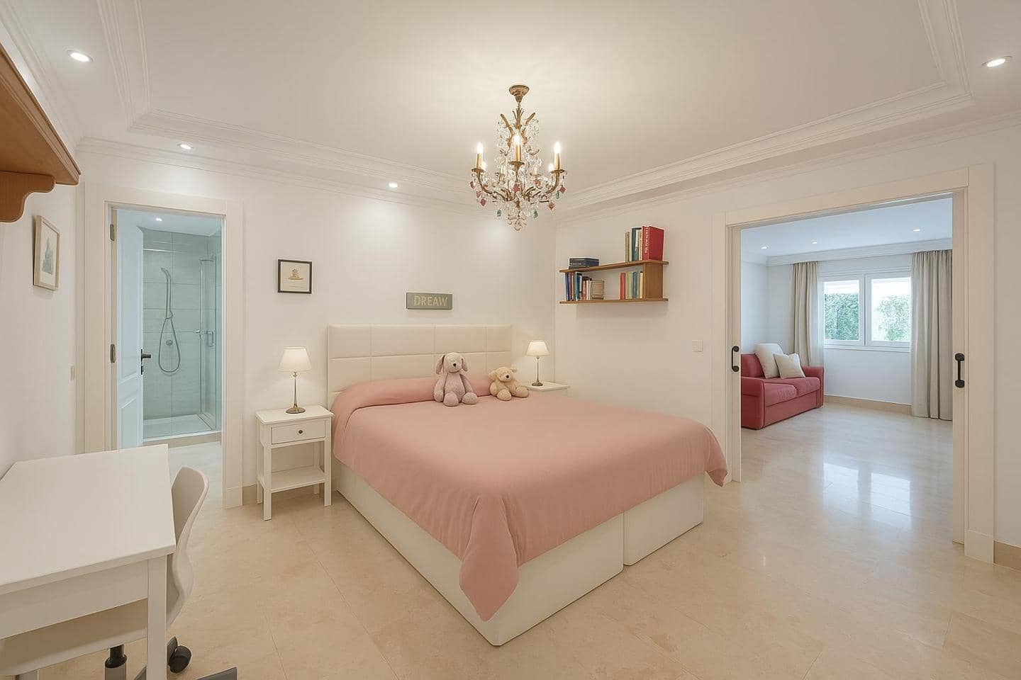 Chalet de 4 habitaciones en Marbella en venta con piscina garaje - 2.690.000 € (Ref: 9475713)