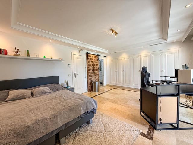 Chalet de 4 habitaciones en Sierra Blanca, Marbella en venta con piscina garaje - 2.690.000 € (Ref: 9475713)