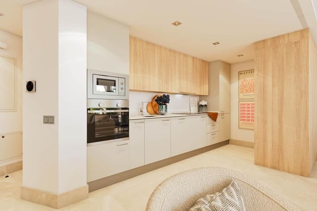 3 bedroom Flat for sale in Hipódromo - Cerrado del Águila, Mijas with pool garage - € 580,000 (Ref: 9493949)