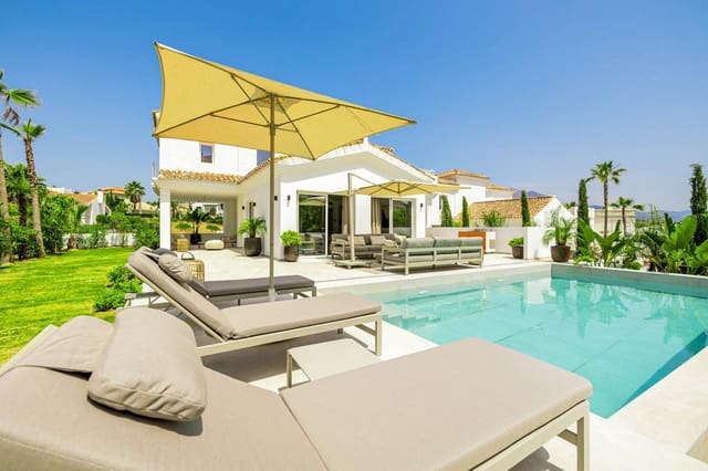 4 soverom Villa til salgs i Casares Golf - Casares del Sol, Casares med svømmebasseng garasje - € 1 750 000 (Ref: 9496377)