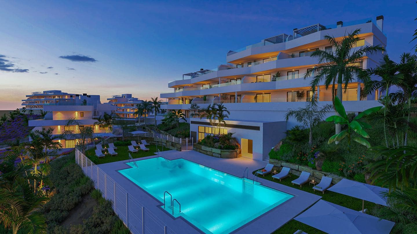 3 quarto Apartamento para venda em Estepona com piscina garagem - 710 000 € (Ref: 9503598)