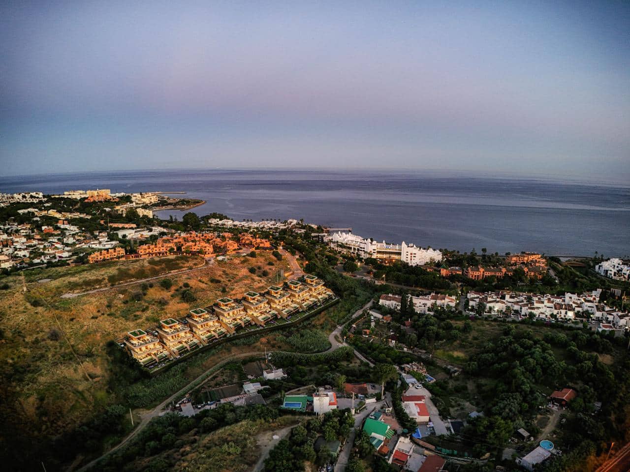 3 slaapkamer Villa te koop in Estepona met zwembad garage - € 1.180.000 (Ref: 9506797)