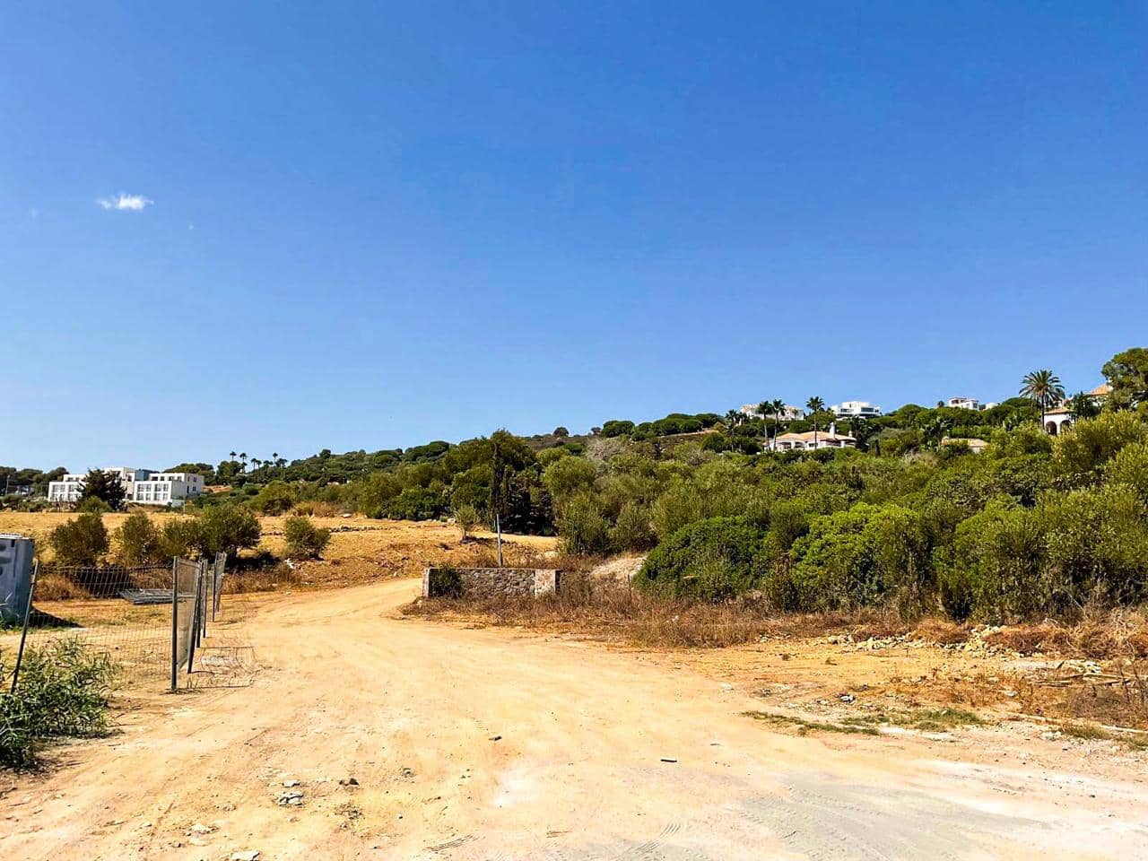 Terreno Não Urbanizado para venda em Sotogrande - 785 000 € (Ref: 9511242)