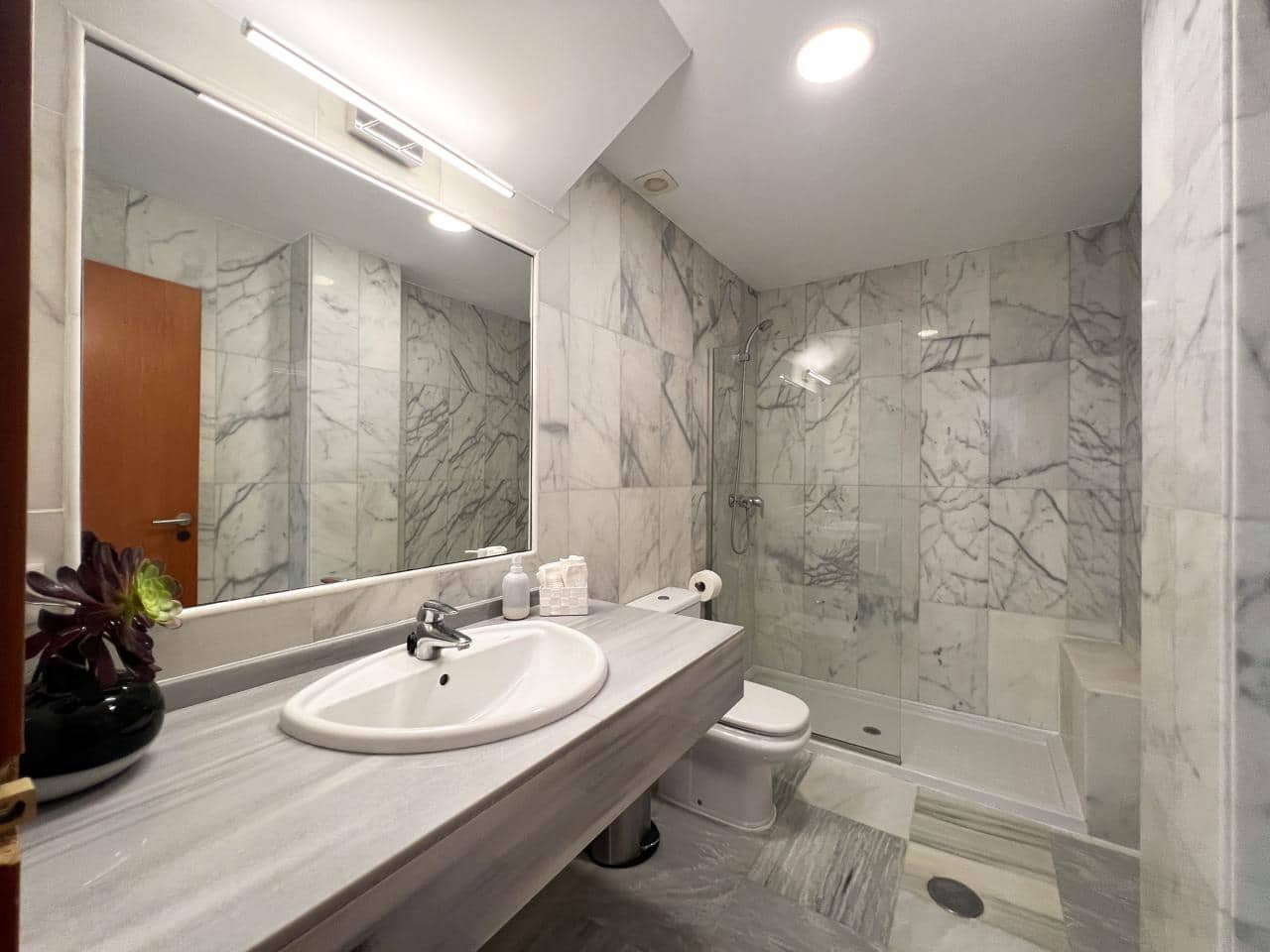 4 soveværelse Villa til salg i Benahavis med swimmingpool garage - € 679.000 (Ref: 9525517)