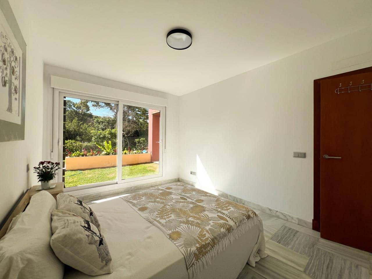 4 soveværelse Villa til salg i Benahavis med swimmingpool garage - € 679.000 (Ref: 9525517)