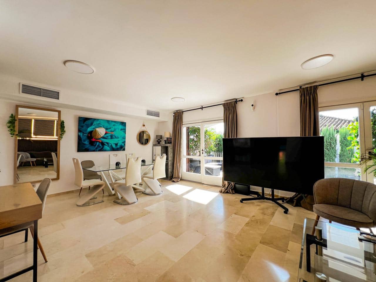 6 slaapkamer Villa te koop in Marbella met zwembad garage - € 1.600.000 (Ref: 9525944)