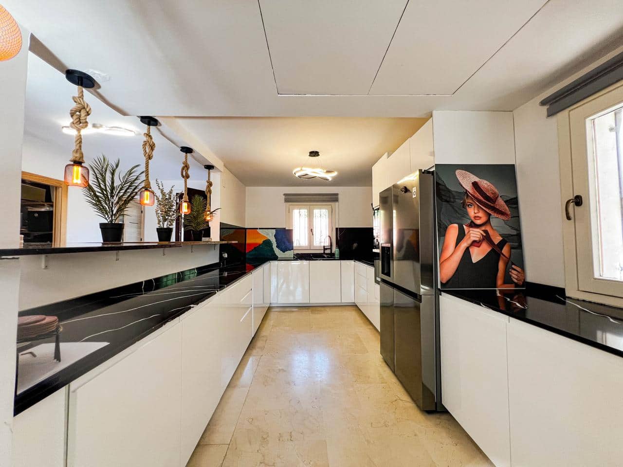 6 slaapkamer Villa te koop in Marbella met zwembad garage - € 1.600.000 (Ref: 9525944)