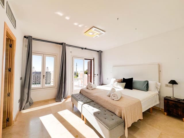 6 slaapkamer Villa te koop in La Carolina - Guadalpín, Marbella met zwembad garage - € 1.600.000 (Ref: 9525944)