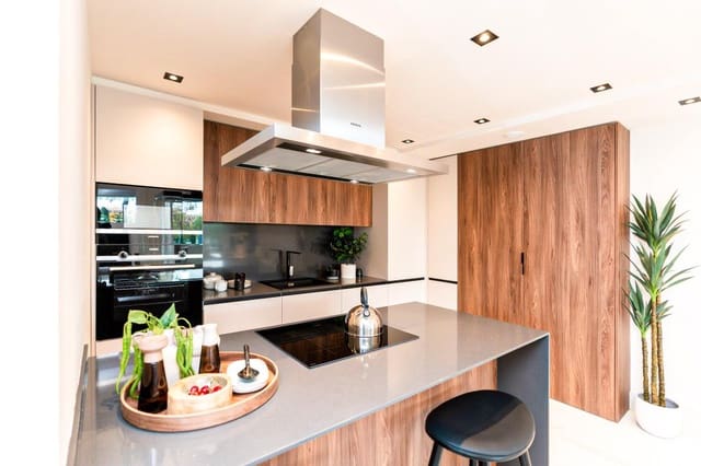 4 quarto Apartamento para venda em Nueva Alcántara, Marbella com piscina garagem - 1 490 000 € (Ref: 9528842)