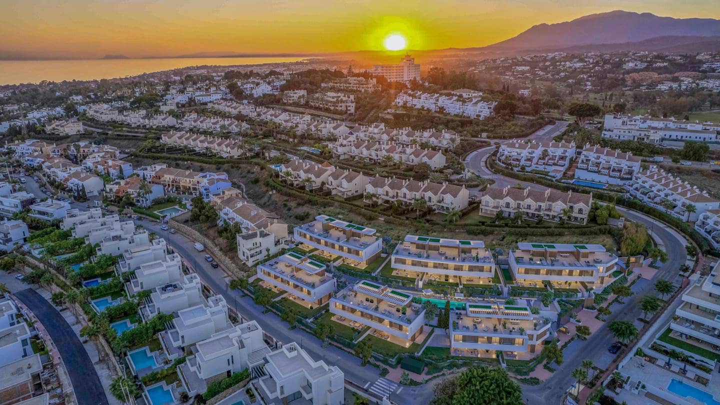 4 soverom Villa til salgs i El Paraiso med svømmebasseng garasje - € 1 510 000 (Ref: 9528846)