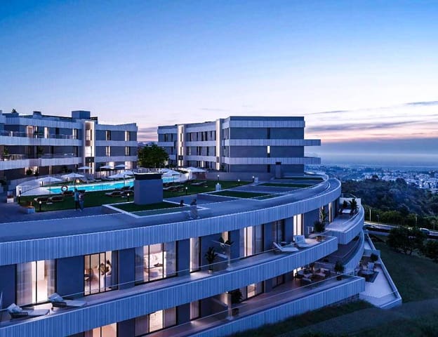Piso de 2 habitaciones en La Concha - Resina Golf, Estepona en venta con piscina garaje - 568.000 € (Ref: 9534875)
