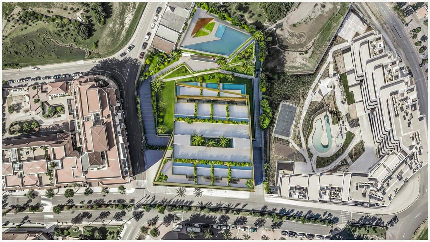 3 quarto Apartamento para venda em Estepona com piscina garagem - 1 280 000 € (Ref: 9534884)