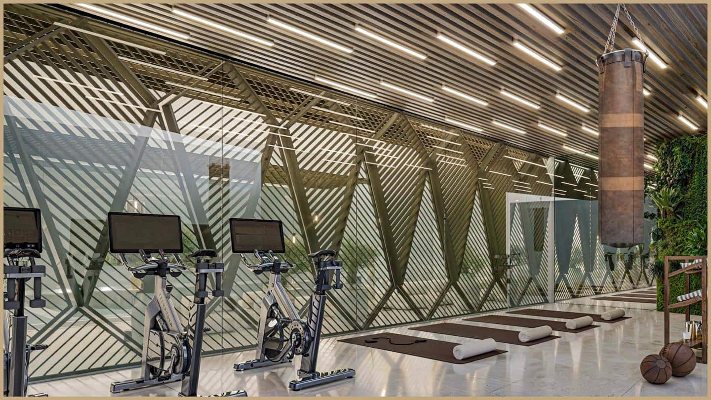 3 quarto Apartamento para venda em Estepona com piscina garagem - 1 280 000 € (Ref: 9534884)