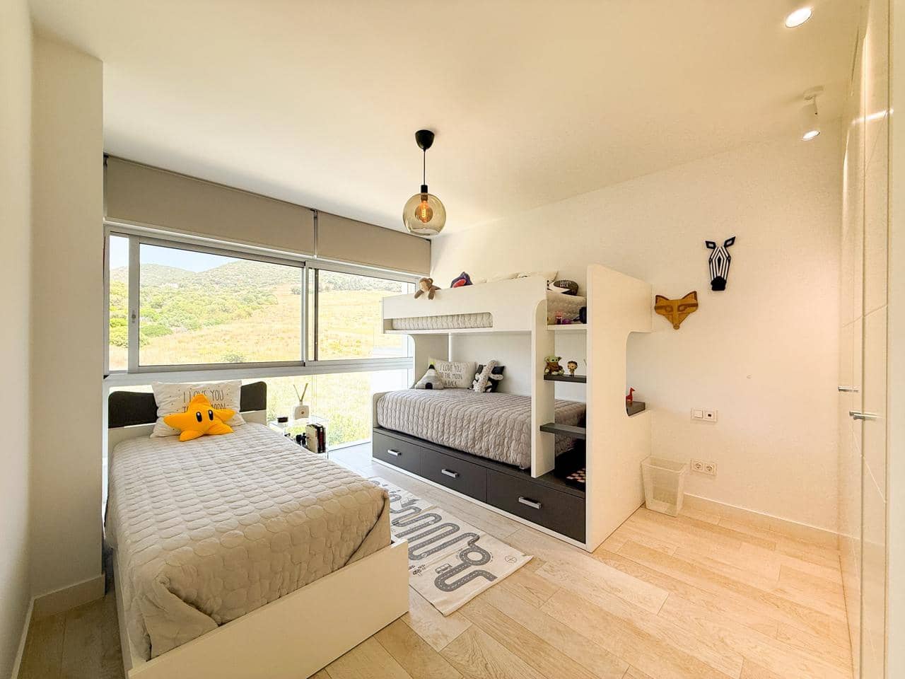 3 sypialnia Mieszkanie na sprzedaż w Casares z garażem - 790 000 € (Ref: 9535086)