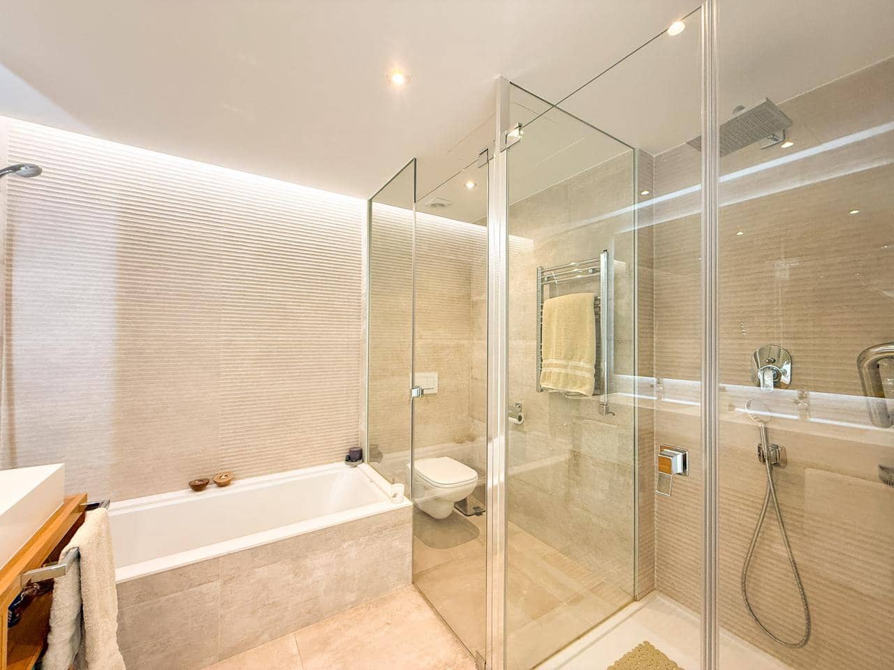 3 sypialnia Mieszkanie na sprzedaż w Casares z garażem - 790 000 € (Ref: 9535086)