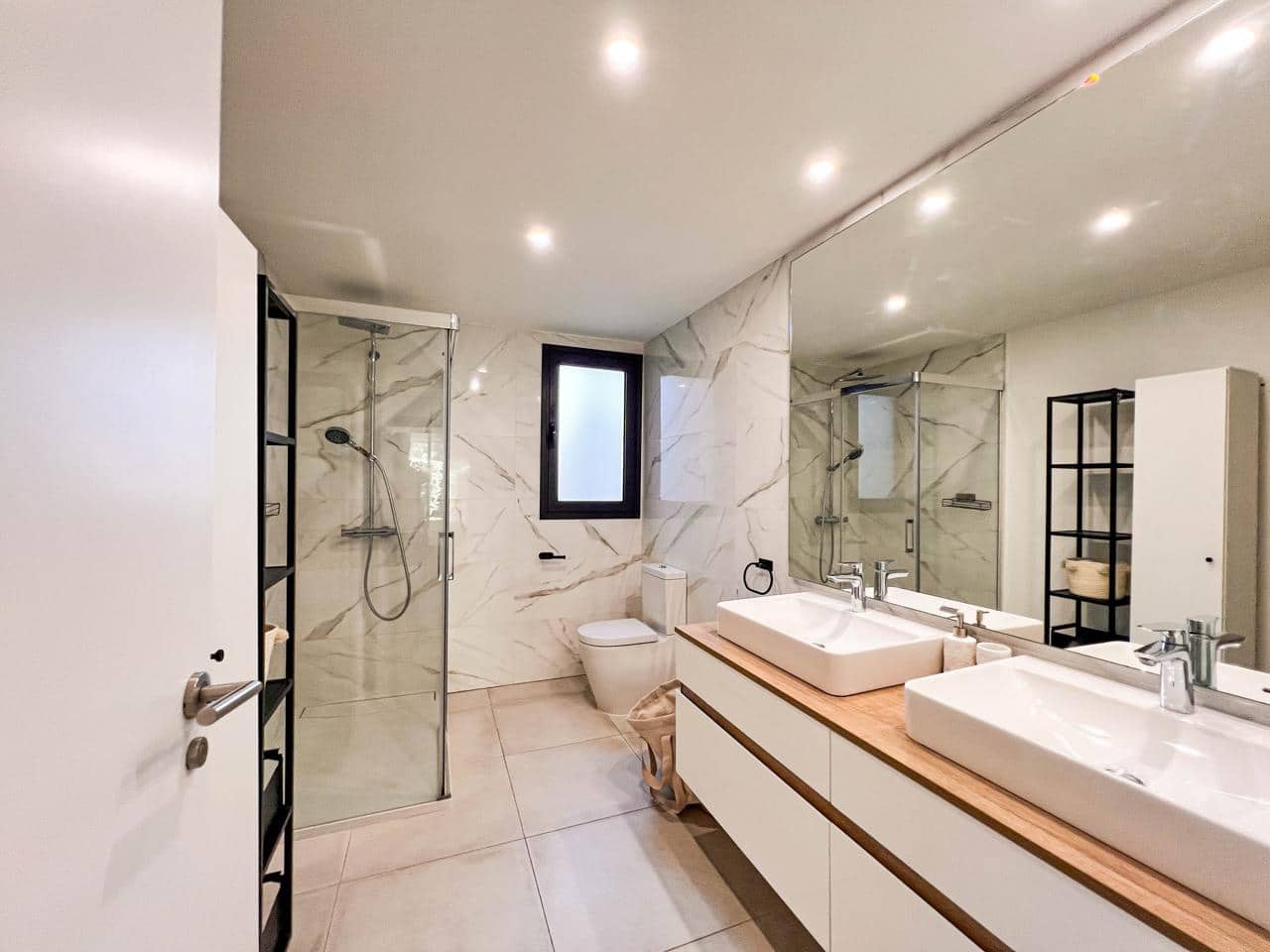 3 quarto Apartamento para venda em New Golden Mile com piscina garagem - 530 000 € (Ref: 9535220)