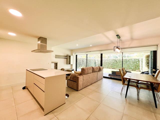 3 makuuhuone Asunto myytävänä paikassa La Concha - Resina Golf, Estepona mukana uima-altaan 
autotalli - 530 000 € (Ref: 9535220)