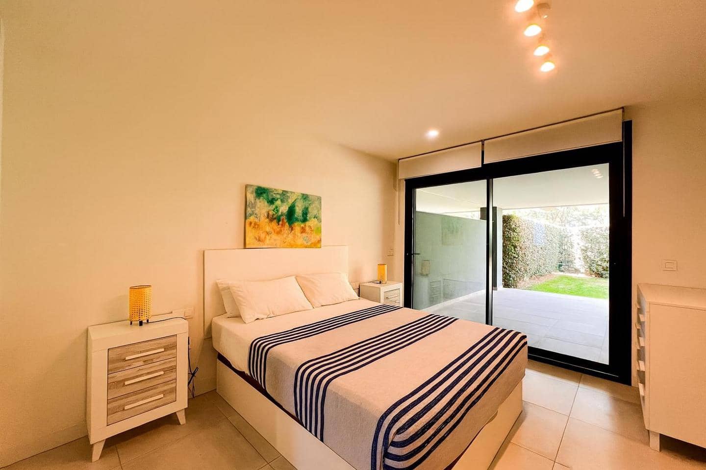 3 quarto Apartamento para venda em New Golden Mile com piscina garagem - 530 000 € (Ref: 9535220)