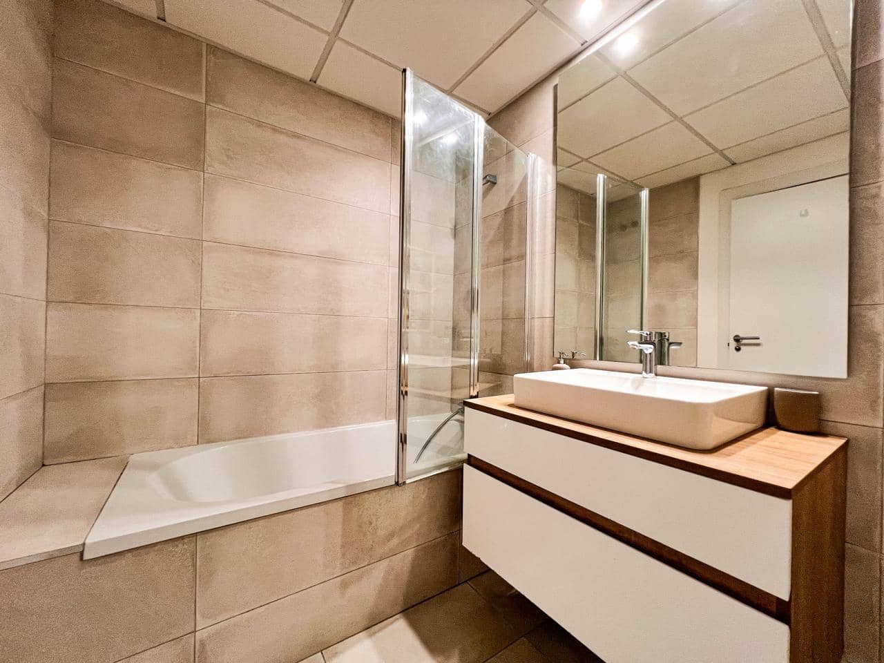 3 quarto Apartamento para venda em New Golden Mile com piscina garagem - 530 000 € (Ref: 9535220)