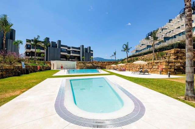 3 makuuhuone Asunto myytävänä paikassa La Concha - Resina Golf, Estepona mukana uima-altaan 
autotalli - 530 000 € (Ref: 9535220)