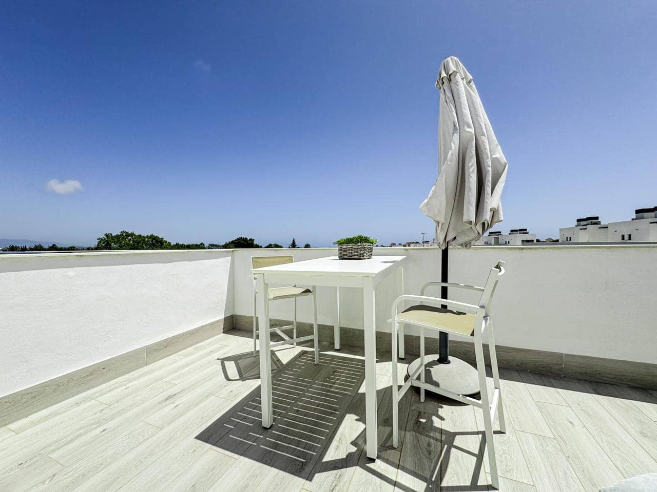 7 soverom Villa til salgs i Sotogrande med svømmebasseng garasje - € 1 688 000 (Ref: 9535221)