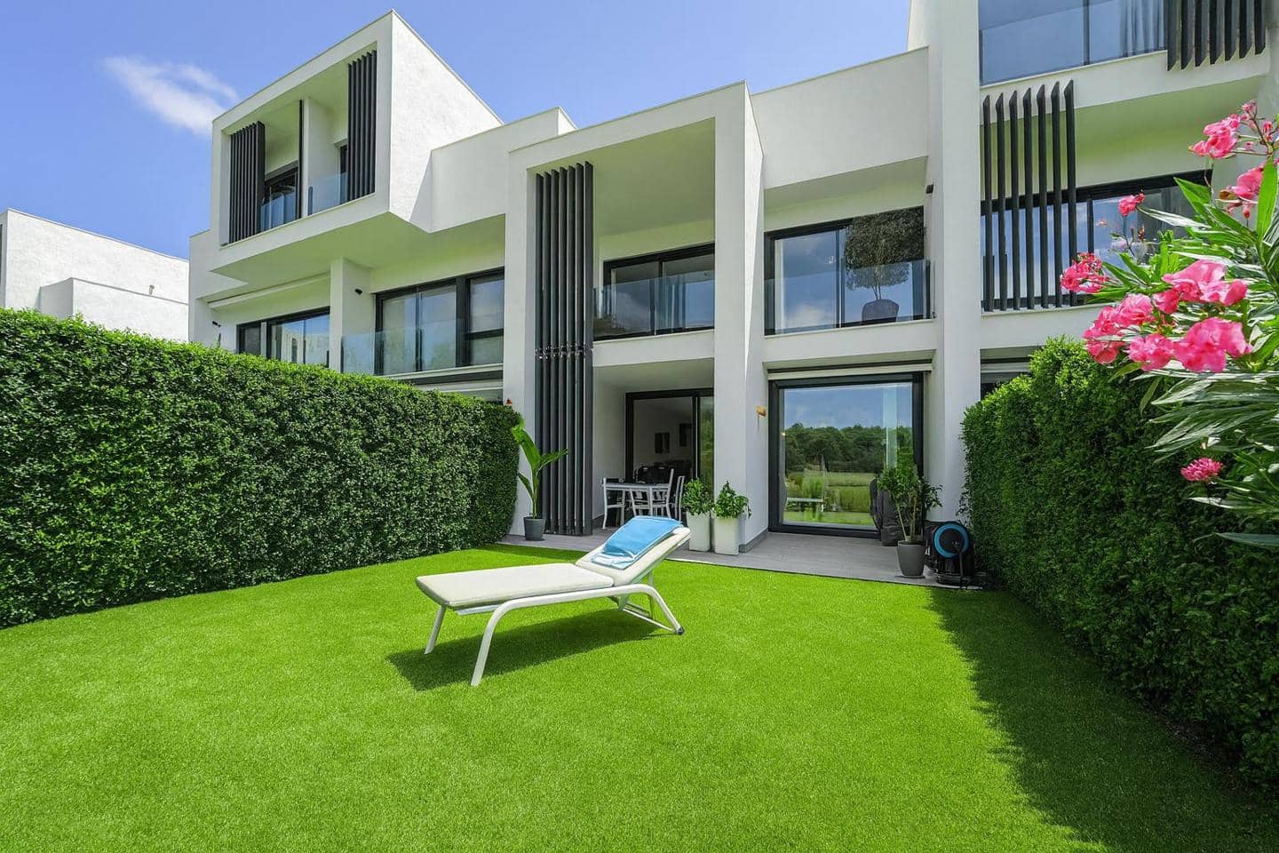 7 soverom Villa til salgs i Sotogrande med svømmebasseng garasje - € 1 688 000 (Ref: 9535221)