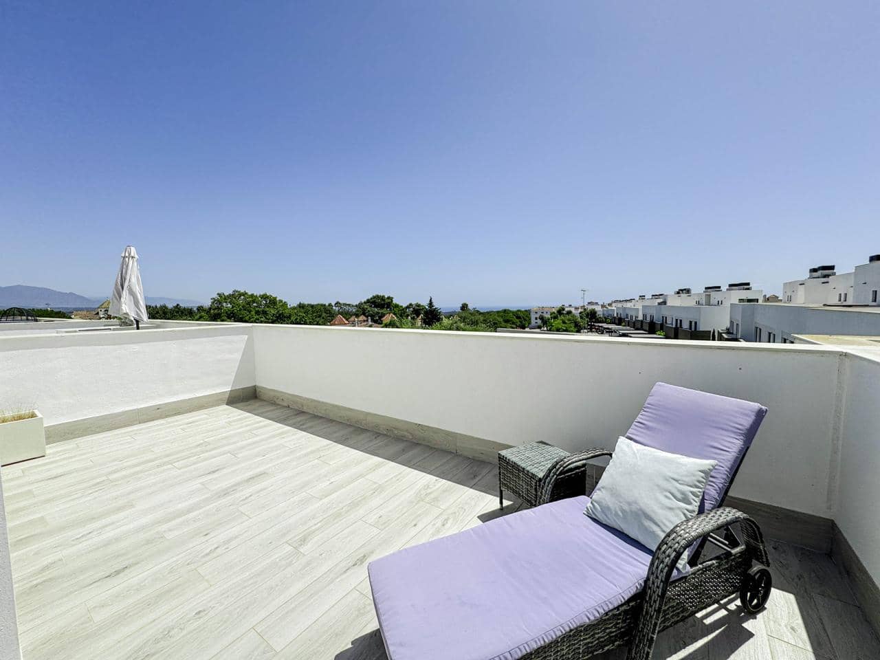 4 soveværelse Villa til salg i Sotogrande med swimmingpool garage - € 869.000 (Ref: 9535223)