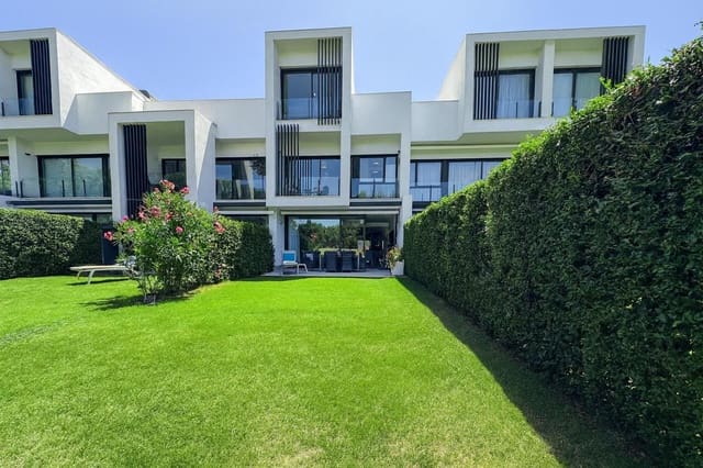 4 soverom Villa til salgs i Sotogrande Alto, San Roque med svømmebasseng garasje - € 869 000 (Ref: 9535223)