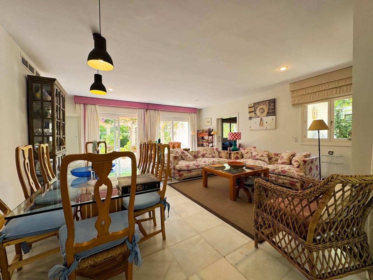 Chalet de 5 habitaciones en Sotogrande en venta con piscina garaje - 995.000 € (Ref: 9535224)