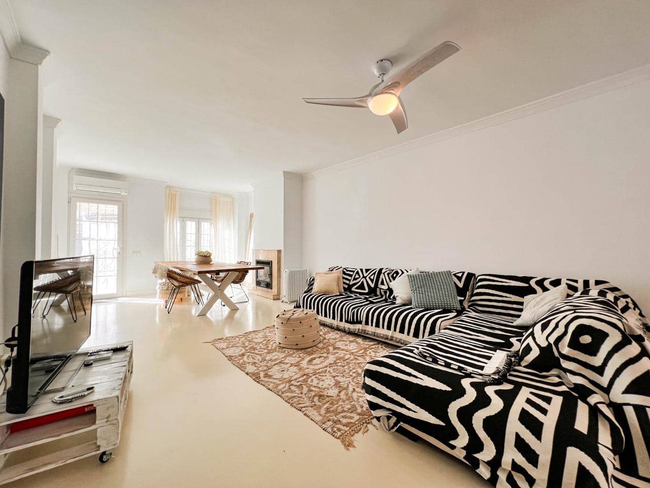 2 slaapkamer Flat te koop in Atalaya-Isdabe met zwembad garage - € 590.000 (Ref: 9539499)