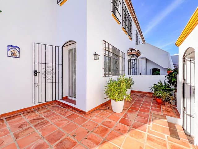 2 quarto Apartamento para venda em Atalaya-Isdabe, Estepona com piscina garagem - 590 000 € (Ref: 9539499)