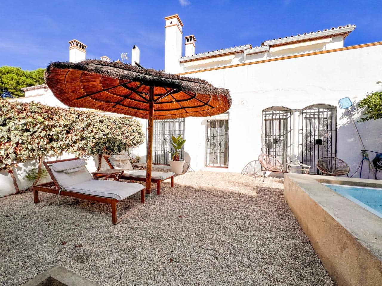 2 slaapkamer Flat te koop in Atalaya-Isdabe met zwembad garage - € 590.000 (Ref: 9539499)