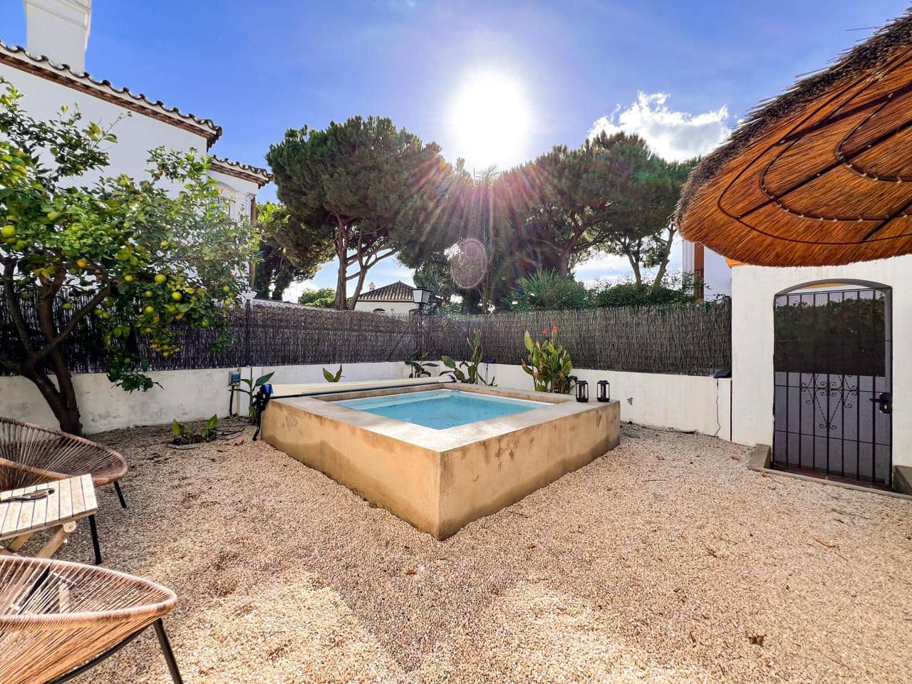 2 slaapkamer Flat te koop in Atalaya-Isdabe met zwembad garage - € 590.000 (Ref: 9539499)