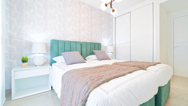 Piso de 3 habitaciones en Benahavís en venta con piscina garaje - 767.000 € (Ref: 9539705)