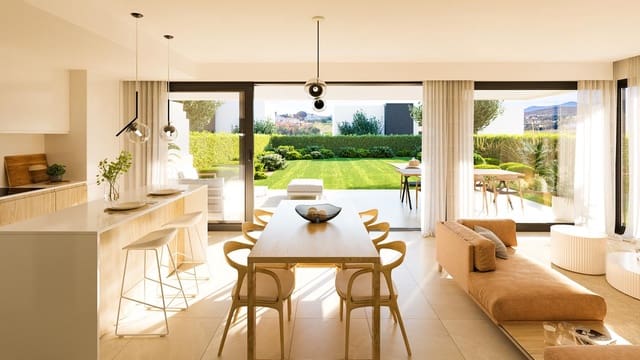 3 soveværelse Villa til salg i El Paraiso, Estepona med swimmingpool - € 900.000 (Ref: 9542136)