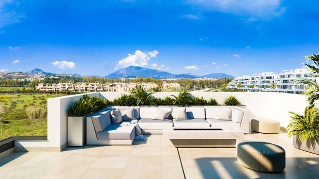 3 soveværelse Villa til salg i El Paraiso, Estepona med swimmingpool - € 900.000 (Ref: 9542136)