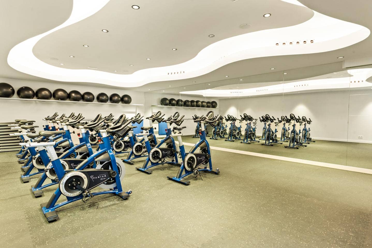 2 soveværelse Lejlighed til salg i Marbella med swimmingpool garage - € 495.000 (Ref: 9542407)