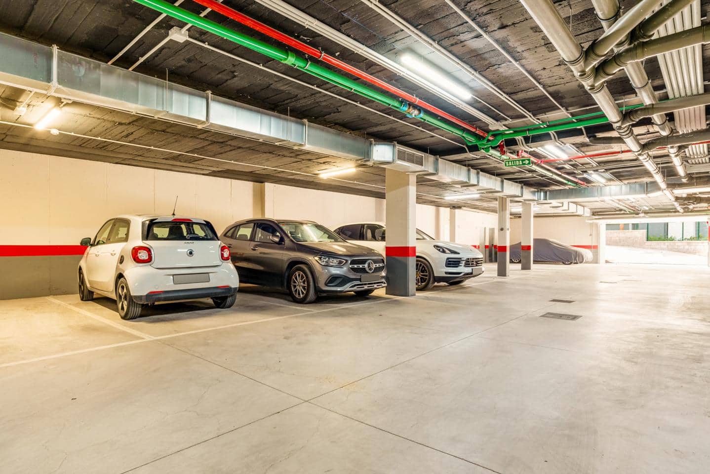 2 soveværelse Lejlighed til salg i Marbella med swimmingpool garage - € 495.000 (Ref: 9542407)