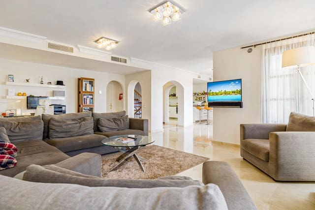 5 sypialnia Willa na sprzedaż w Los Arqueros - Puerto del Almendro, Benahavís z basenem garażem - 1 095 000 € (Ref: 9542588)