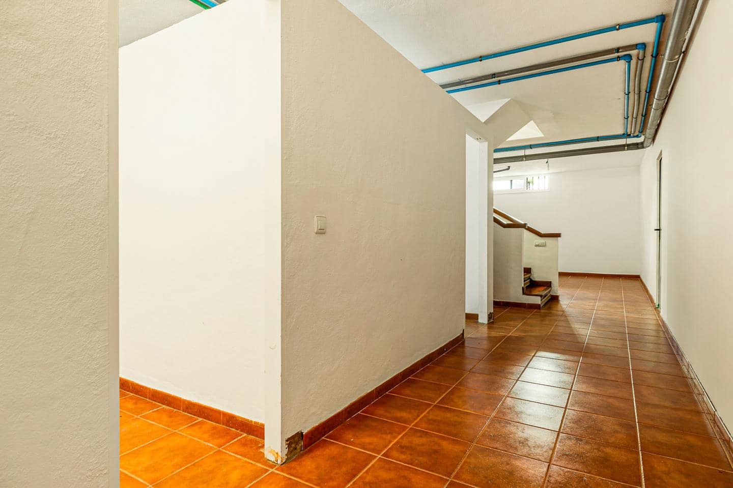 4 slaapkamer Villa te koop in Marbella met zwembad garage - € 949.000 (Ref: 9542589)