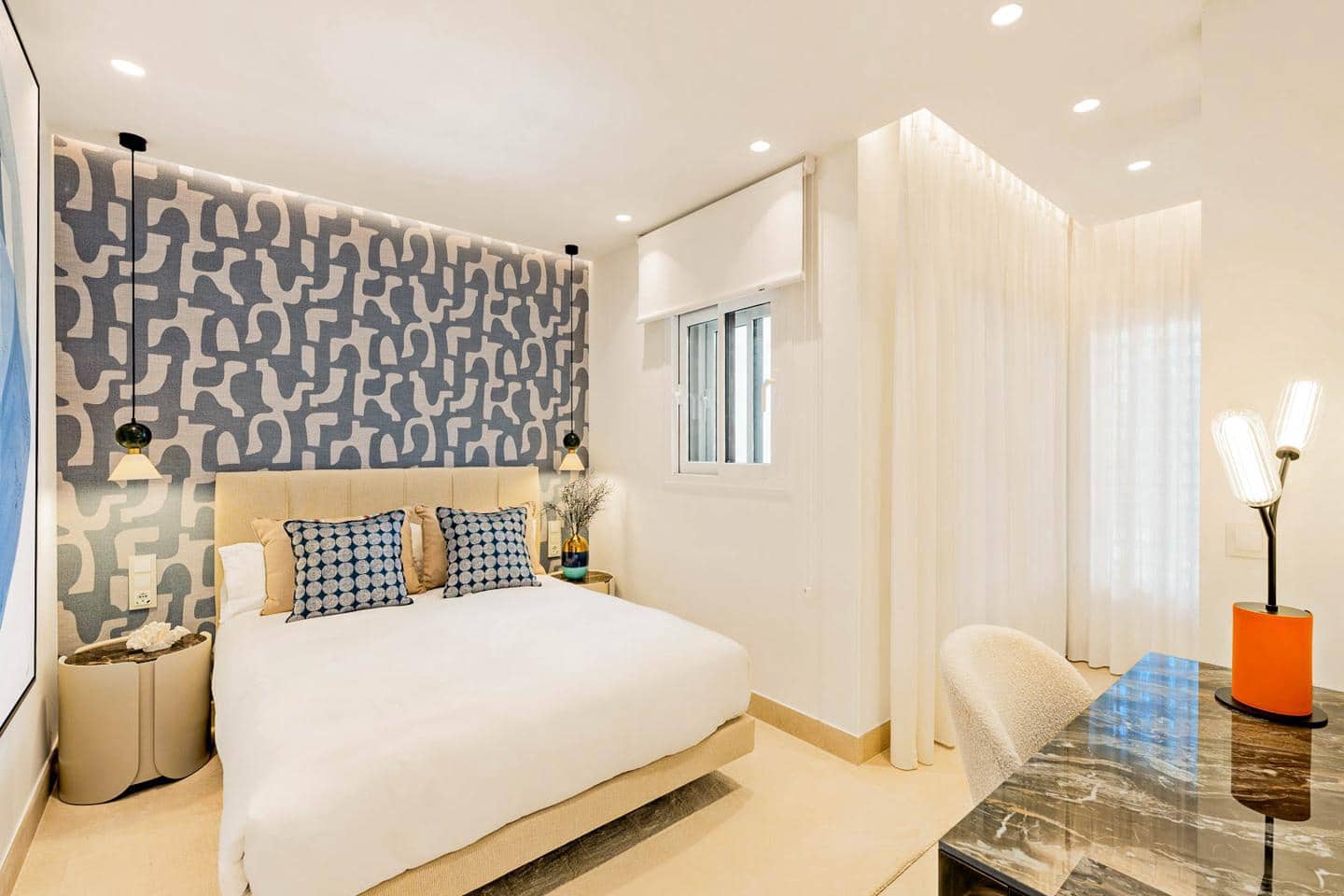 Piso de 3 habitaciones en Estepona en venta con piscina garaje - 1.995.000 € (Ref: 9542593)