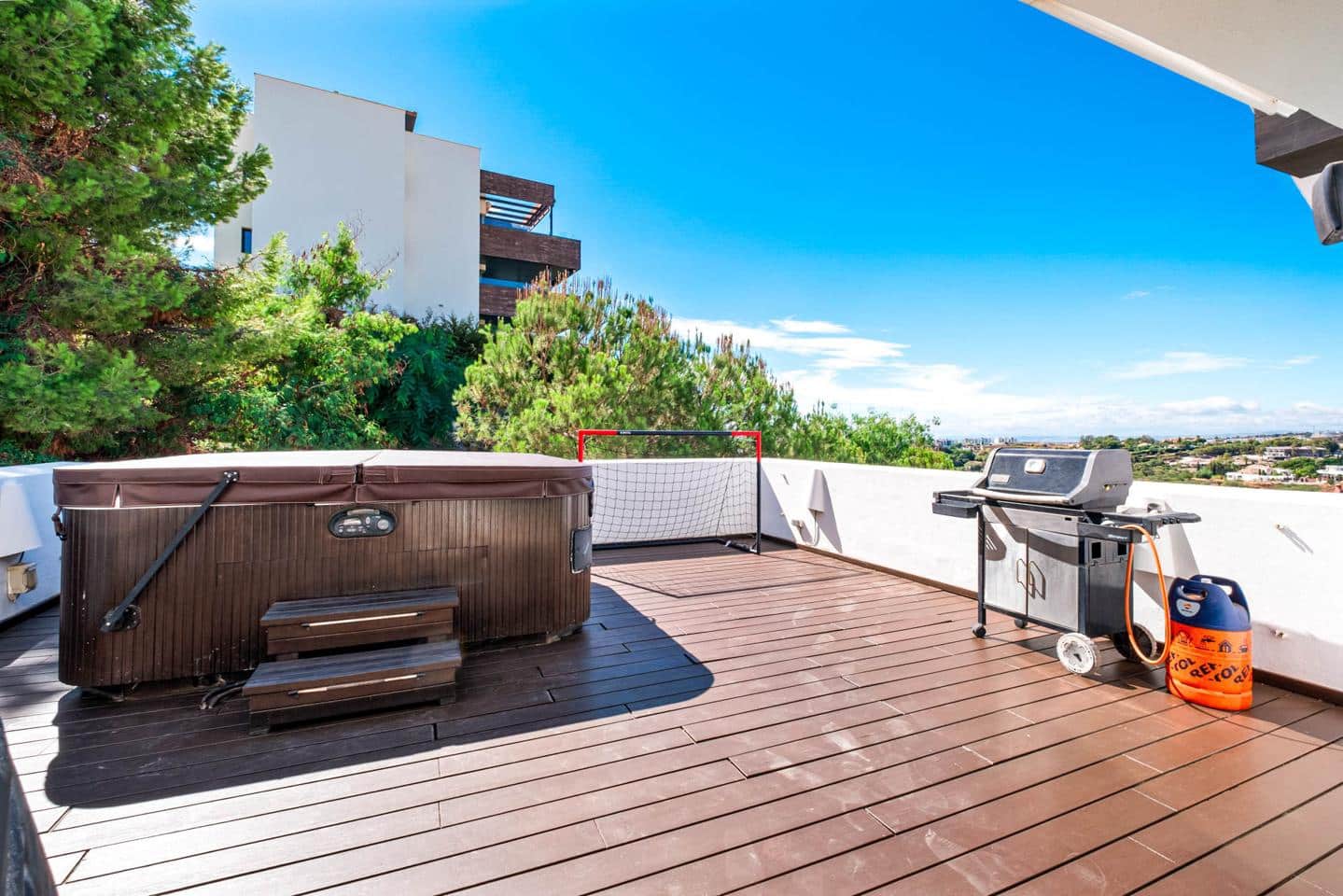 3 soveværelse Lejlighed til salg i Benahavis med swimmingpool garage - € 1.075.000 (Ref: 9542594)